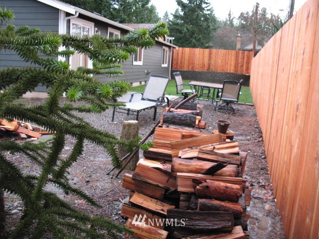 2794 Erlands Point Road Northwest Bremerton, WA 98312 - Photo 5 of 15 Gallery Image 5