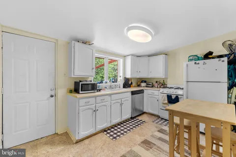 $239,000 | 151 Fountain Street, Philadelphia, PA 19127