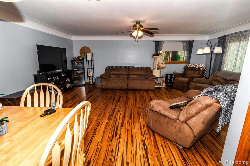 1334 Peppermill Road Lapeer, MI 48446 - Photo 5 of 38 Gallery Image 5