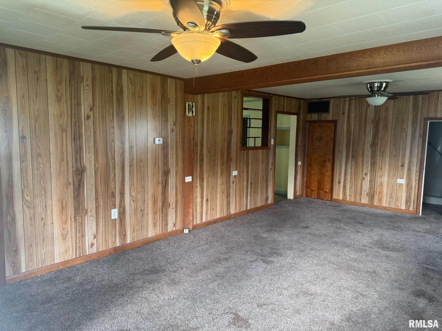 604 South 23rd Street Herrin, IL 62948 - Photo 8 of 14 a view of empty room with ceiling fan