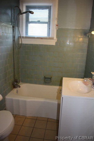 1330 Callis Field Lane Mathews, VA 23109 - Photo 16 of 25