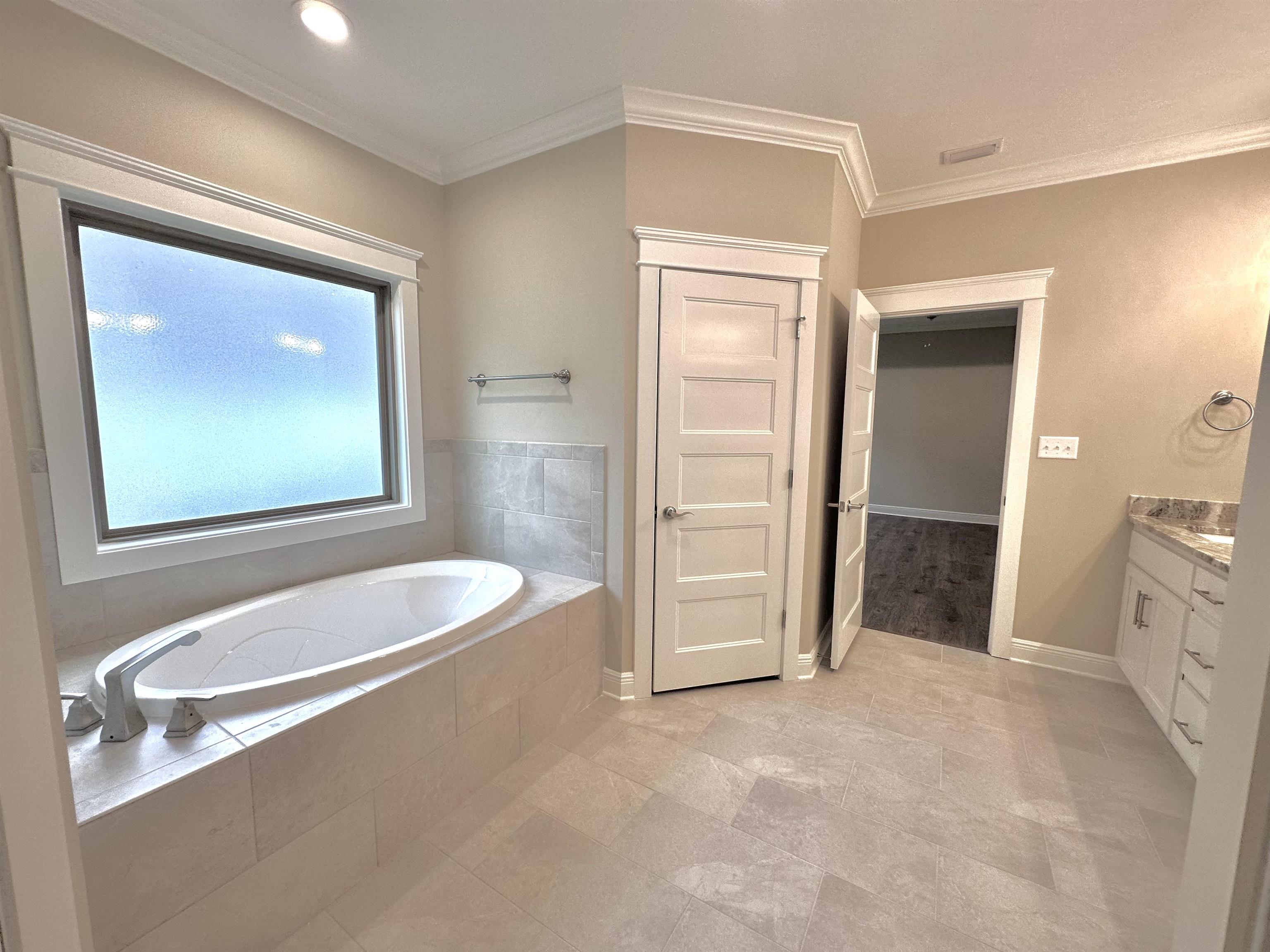 683 Kitfox Avenue Fairhope, AL 36532 - Photo 22 of 51 Bathroom