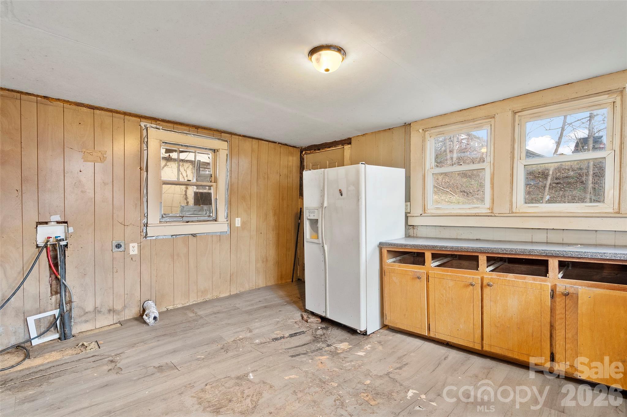 75 Travis Street Clyde, NC 28721 - Photo 6 of 15