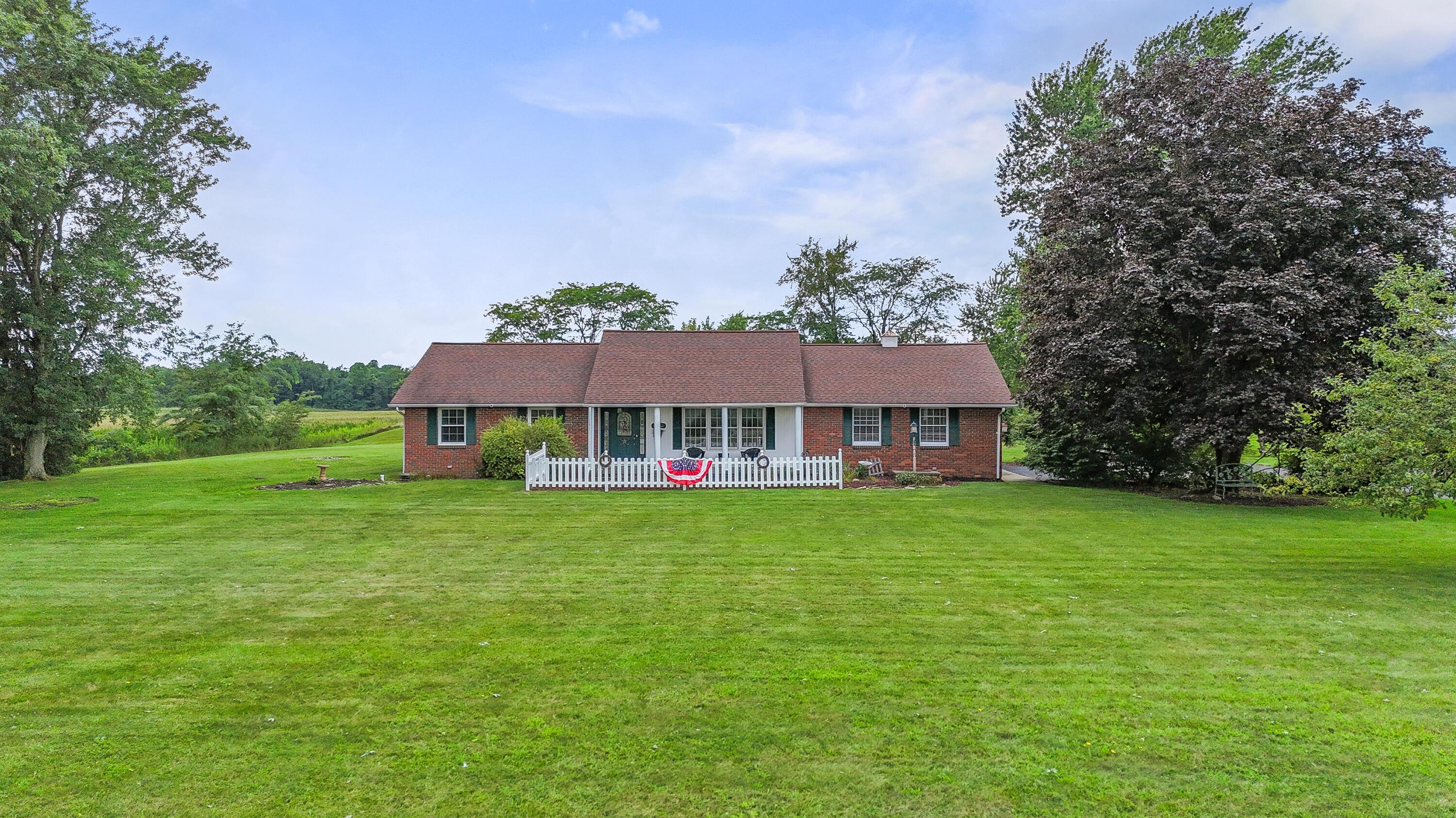 951 New State Road South North Fairfield, OH 44855 - Photo 3 of 37 3