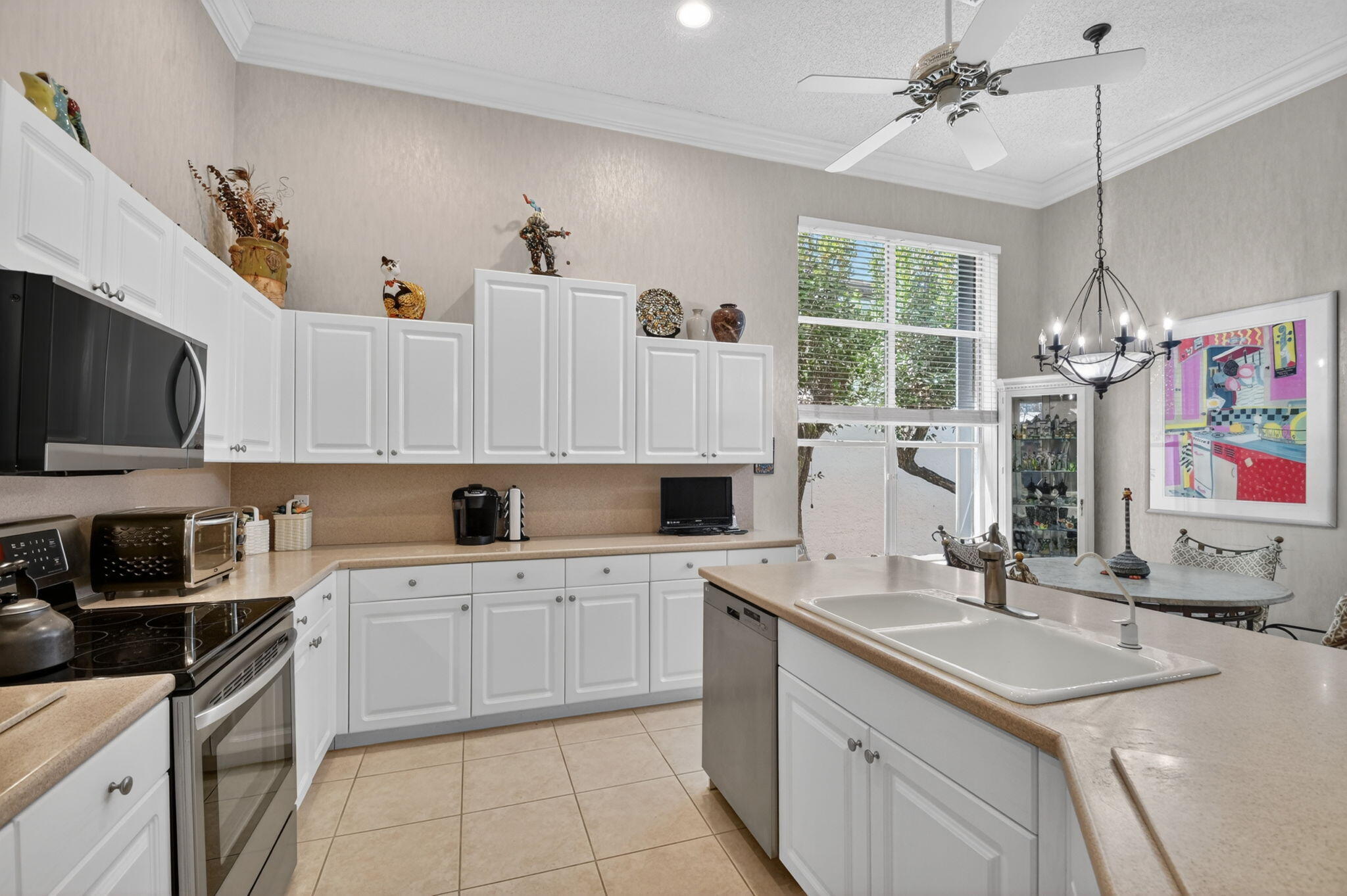 7717 Rockford Road Boynton Beach, FL 33472 - Photo 13 of 76 kitchen