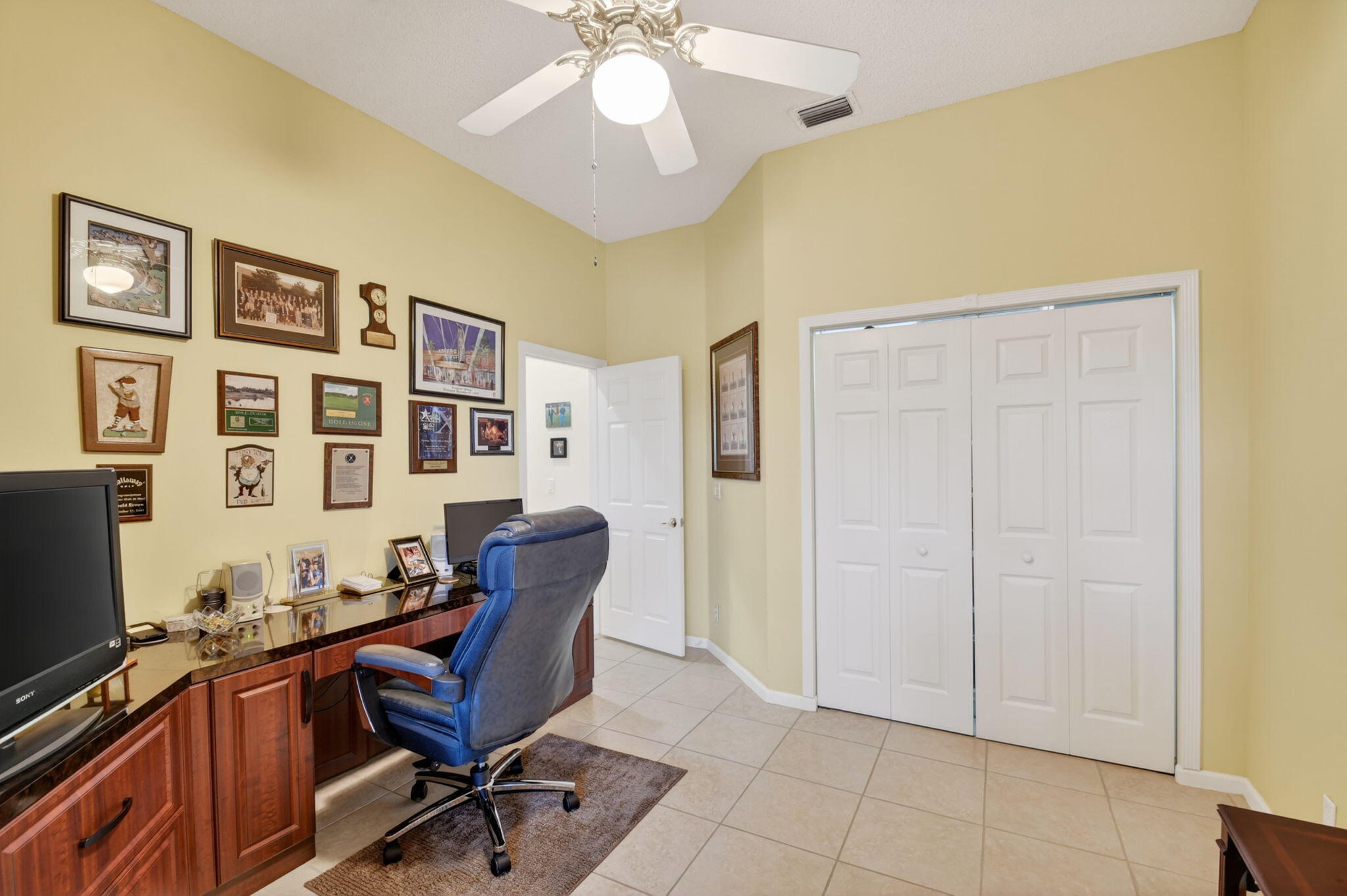 7717 Rockford Road Boynton Beach, FL 33472 - Photo 26 of 76 alt view 3rd bedroom/office