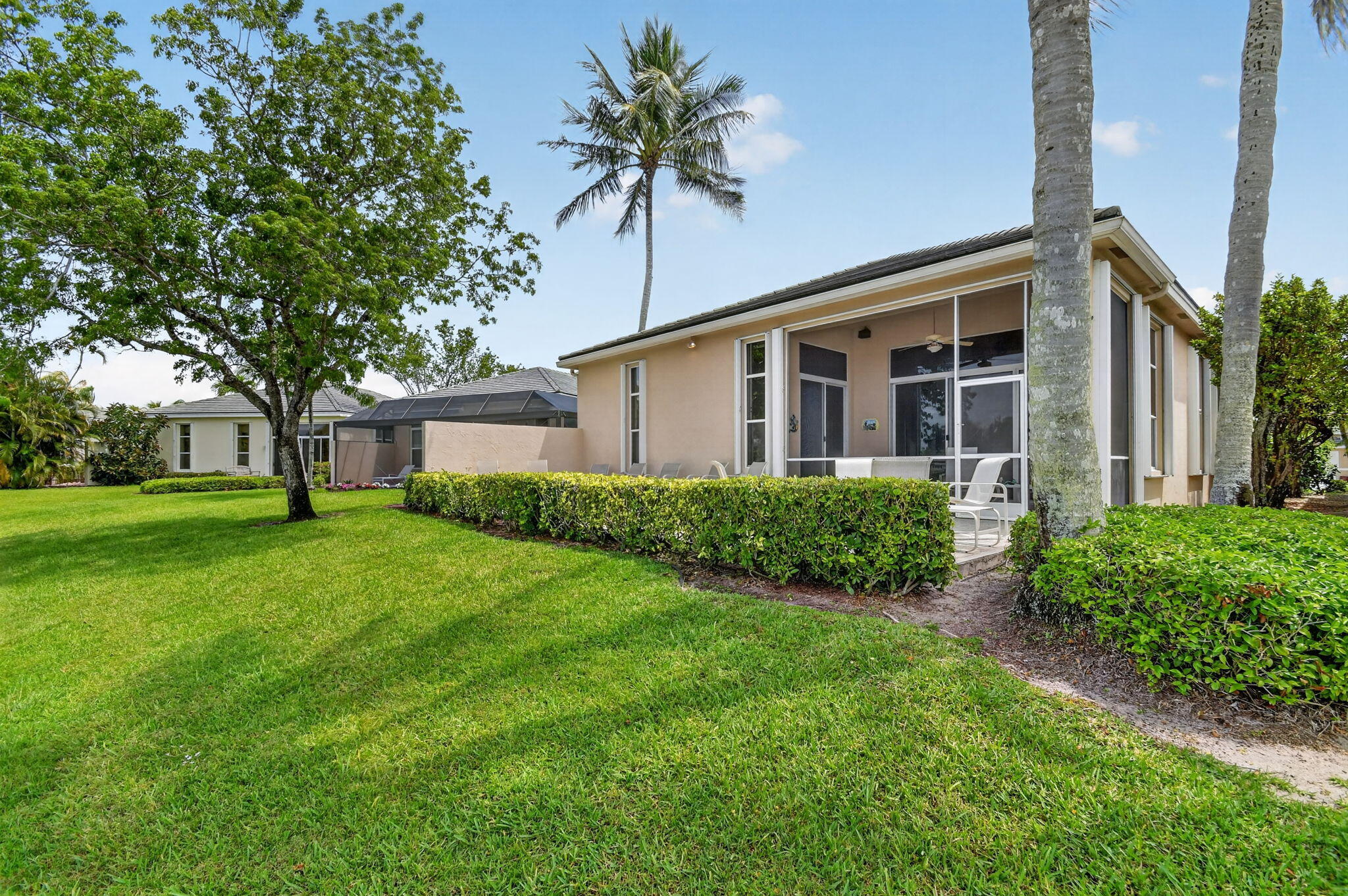 7717 Rockford Road Boynton Beach, FL 33472 - Photo 38 of 76 exterior back
