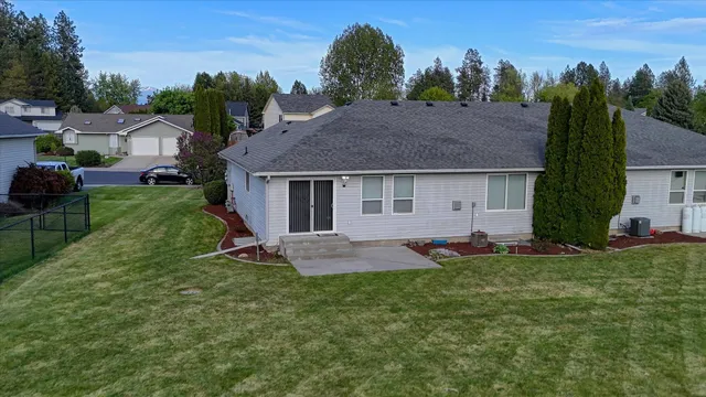 $645,000 | 16805 North Mayfair Drive, Unit 16807, Colbert, WA 99005