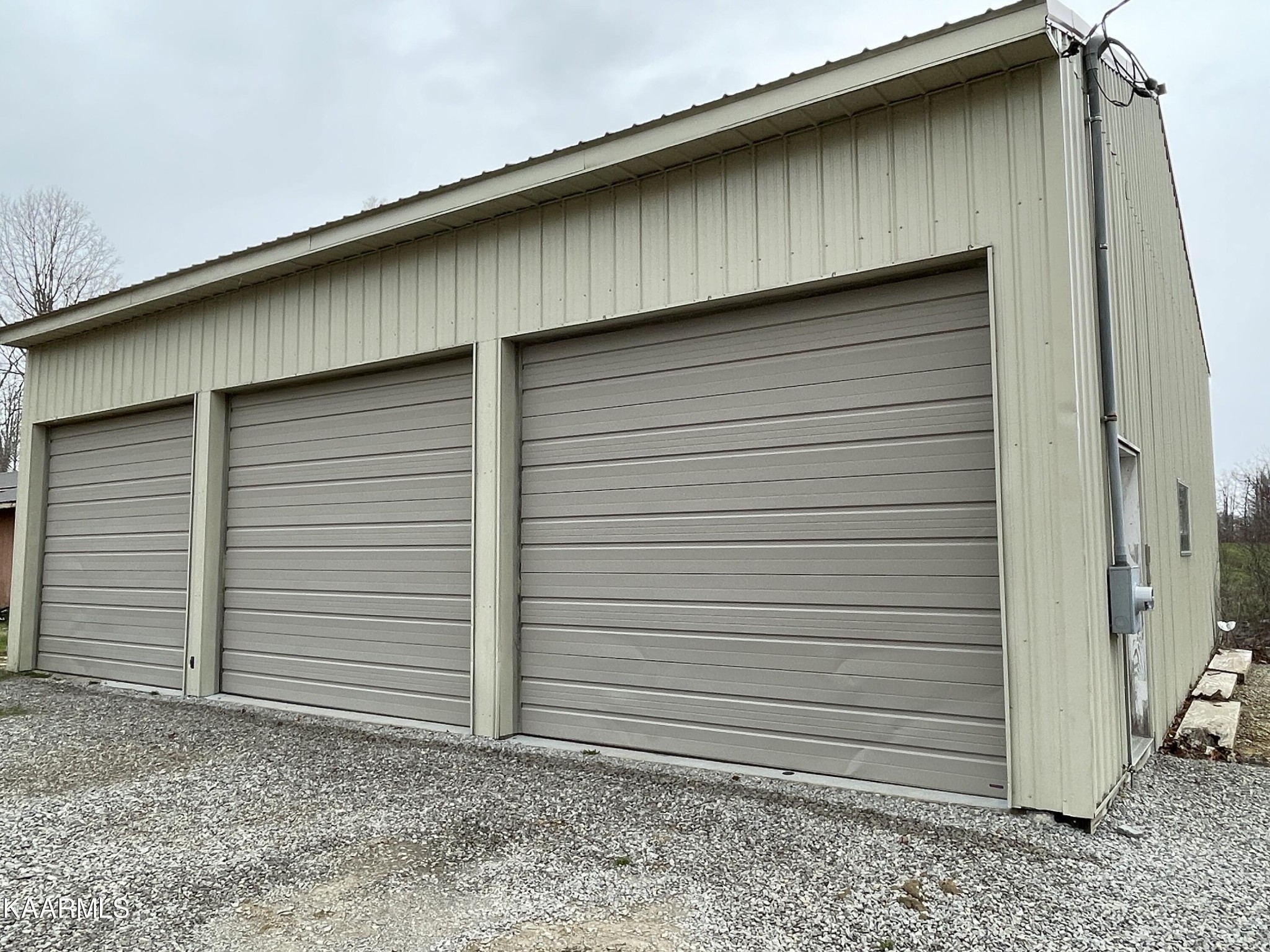 114 George Young Road Jamestown, TN 38556 - Photo 2 of 25