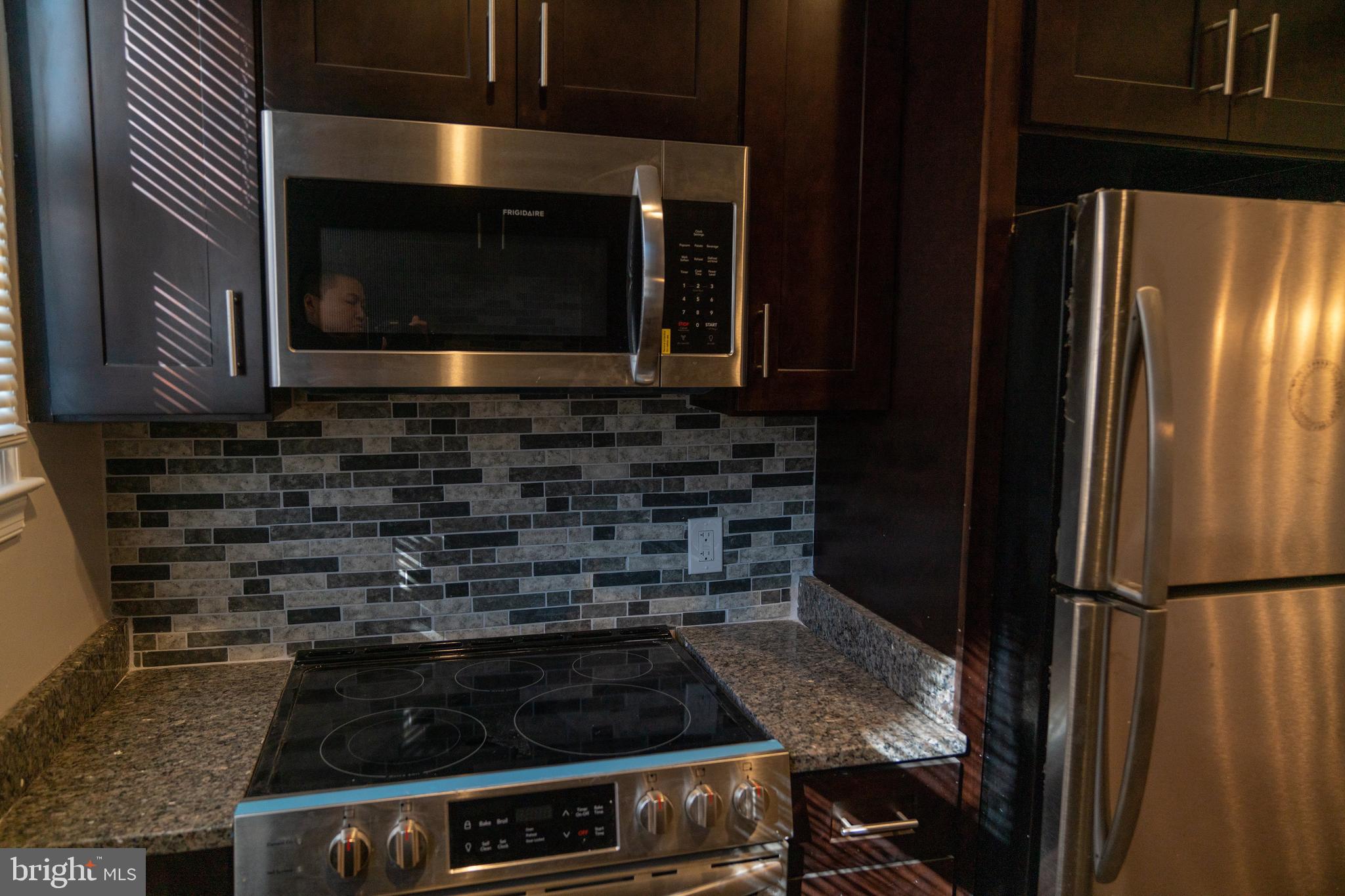 618 Wicklow Road Baltimore, MD 21229 - Photo 12 of 48 Kitchen