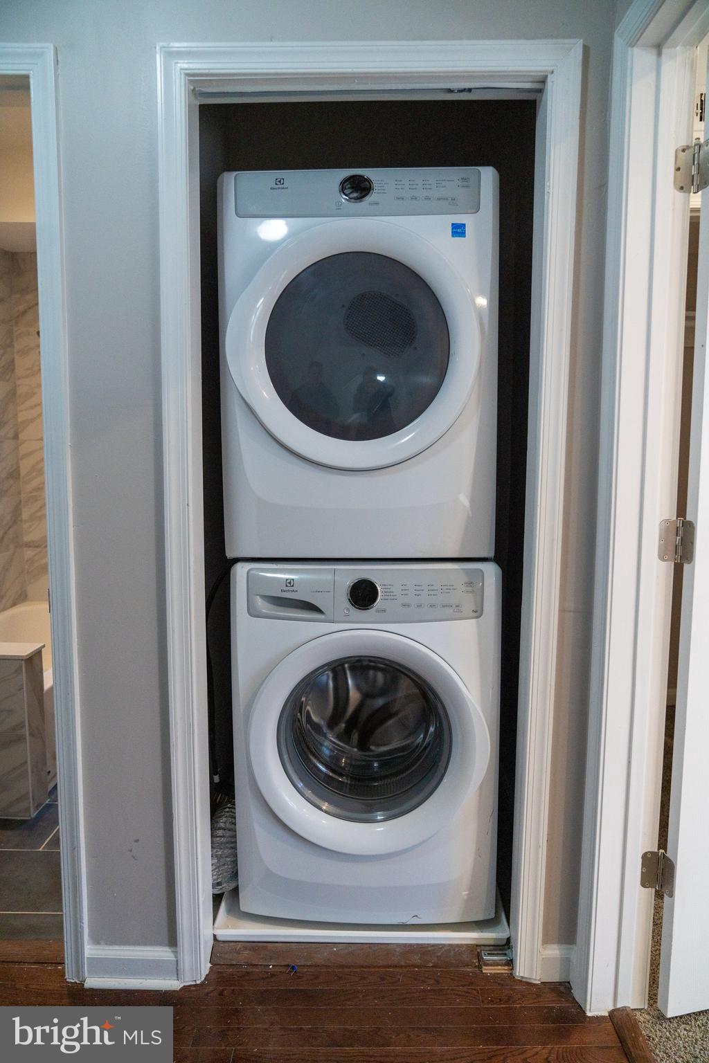 618 Wicklow Road Baltimore, MD 21229 - Photo 28 of 48 Washer Dryer