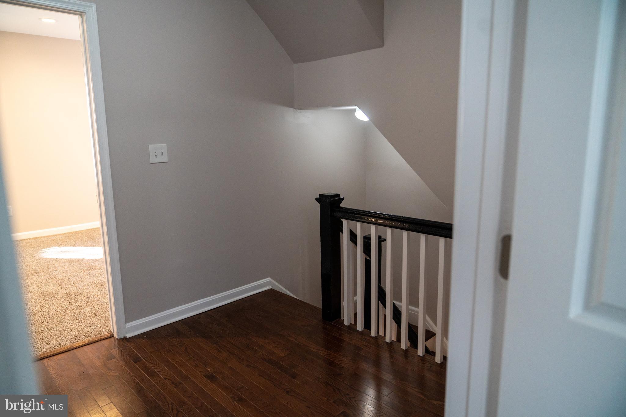 618 Wicklow Road Baltimore, MD 21229 - Photo 31 of 48 Upper Level