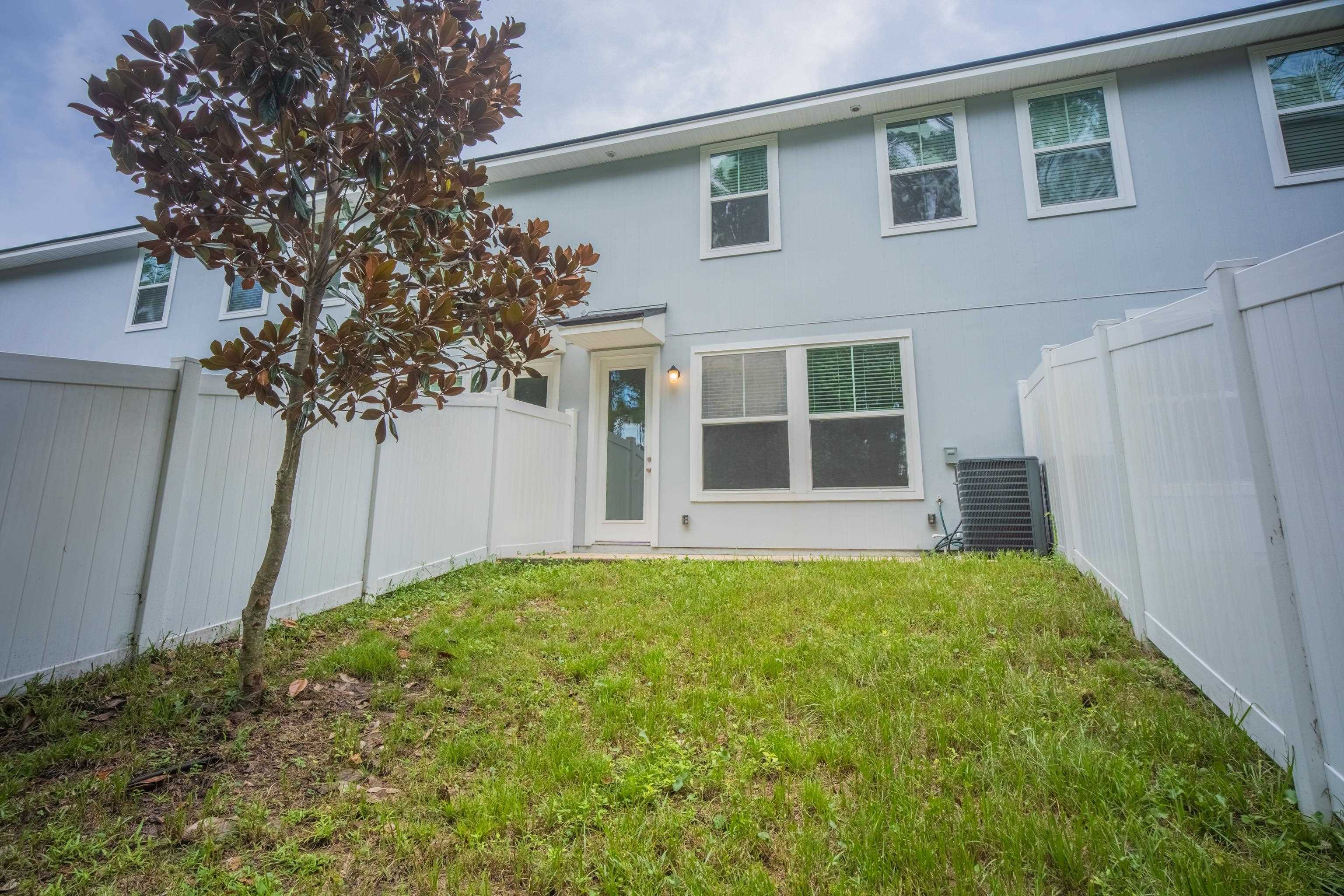 26 Ridge Lake Road St. Augustine, FL 32086 - Photo 20 of 27 a view of front door and yard
