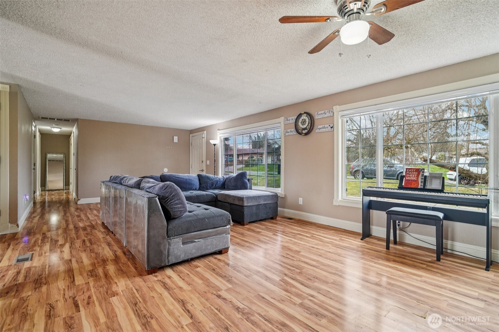 15720 120th Avenue Southeast Renton, WA 98058 - Photo 3 of 31