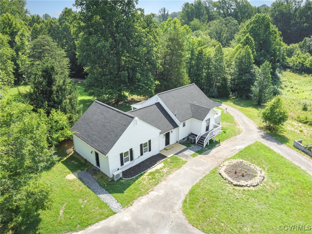 24 Hummingbird Lane Cumberland, VA 23040 - Photo 30 of 38 an aerial view of a house with a yard
