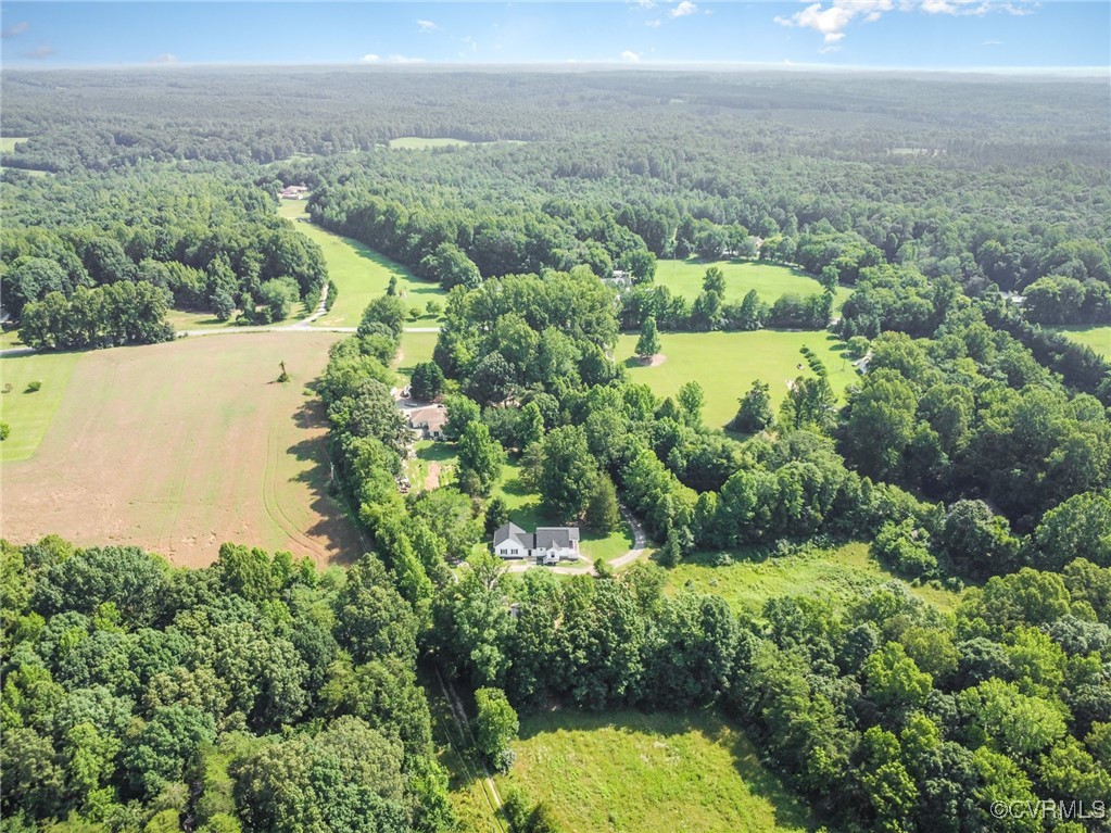 24 Hummingbird Lane Cumberland, VA 23040 - Photo 35 of 38 a view of a garden with an ocean