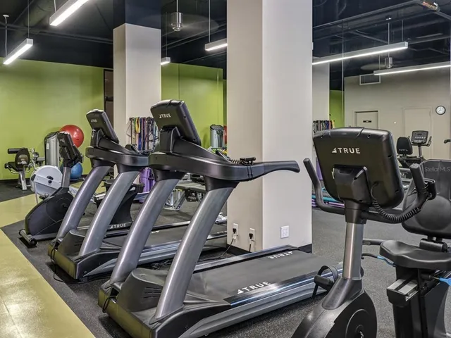 $7,000 | 1255 North Gulfstream Avenue, Unit 402, Sarasota, FL 34236