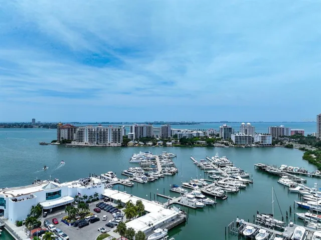 $7,000 | 1255 North Gulfstream Avenue, Unit 402, Sarasota, FL 34236