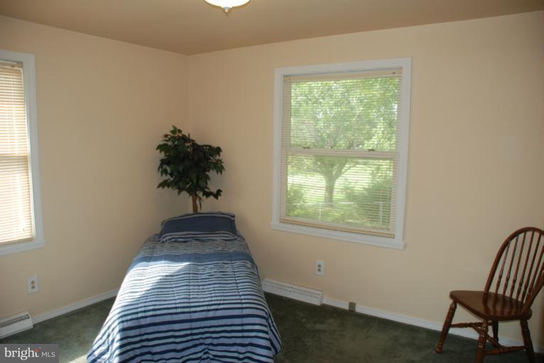 5817 Detrick Road Mount Airy, MD 21771 - Photo 22 of 30 Bedroom