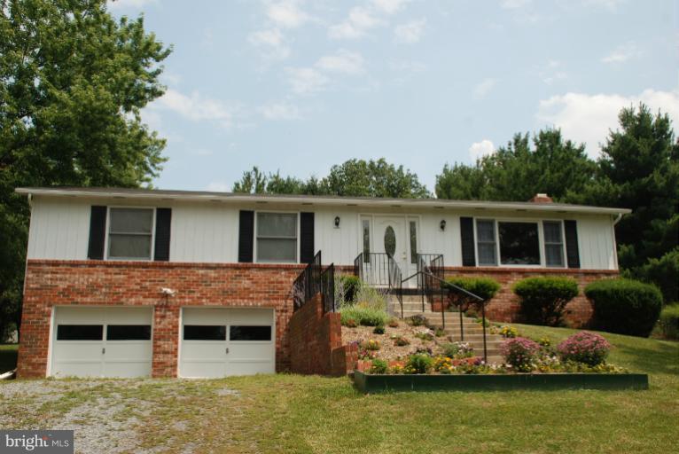 5817 Detrick Road Mount Airy, MD 21771 - Photo 29 of 30 Exterior (Front)
