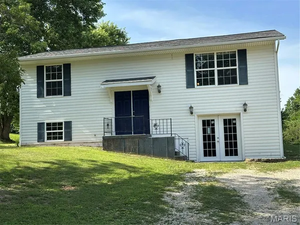$239,900 | 5587 Ems Road, Hillsboro, MO 63050