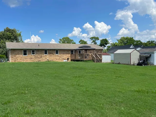 $179,900 | 329 West Railroad Street, Clay, KY 42404
