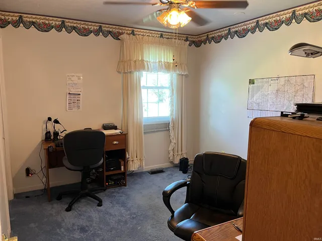 $179,900 | 329 West Railroad Street, Clay, KY 42404