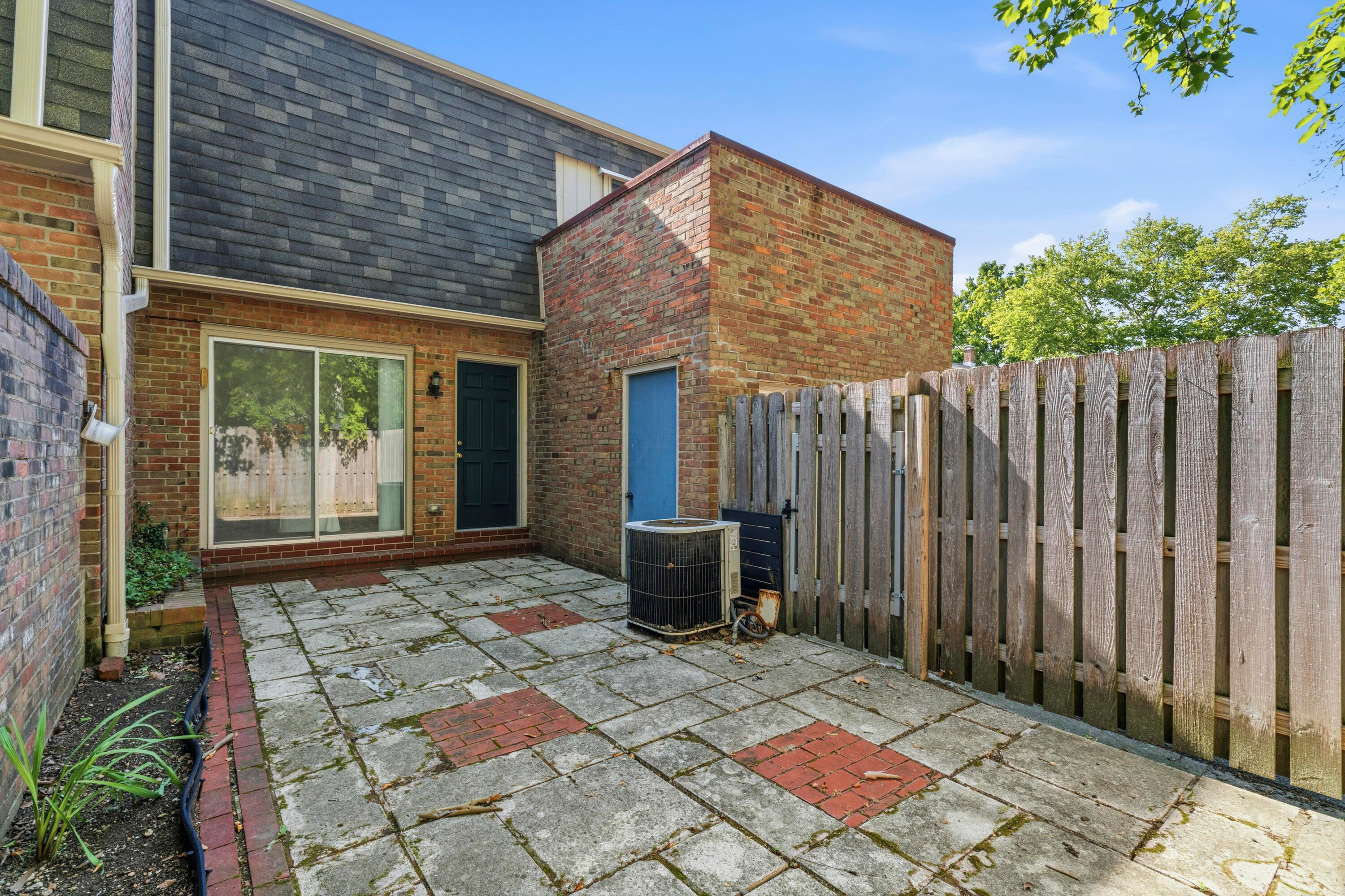 3600 Reed Road, Unit 4 Upper Arlington, OH 43220 - Photo 37 of 42 Patio