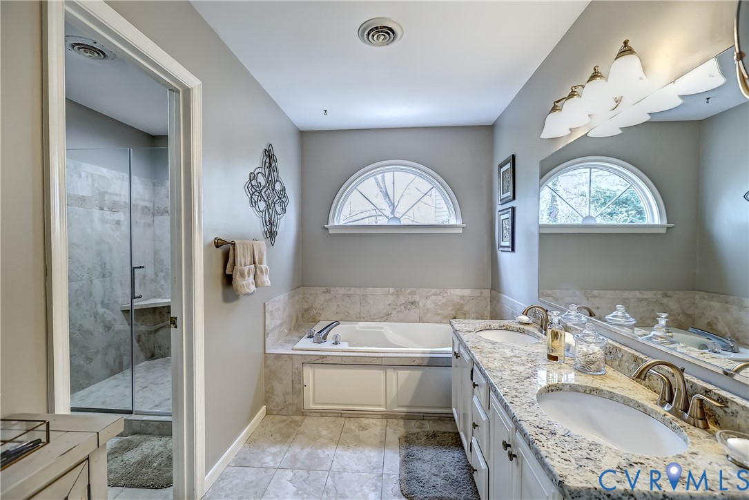 12600 Queensgate Road Midlothian, VA 23114 - Photo 33 of 50 Primary bathroom