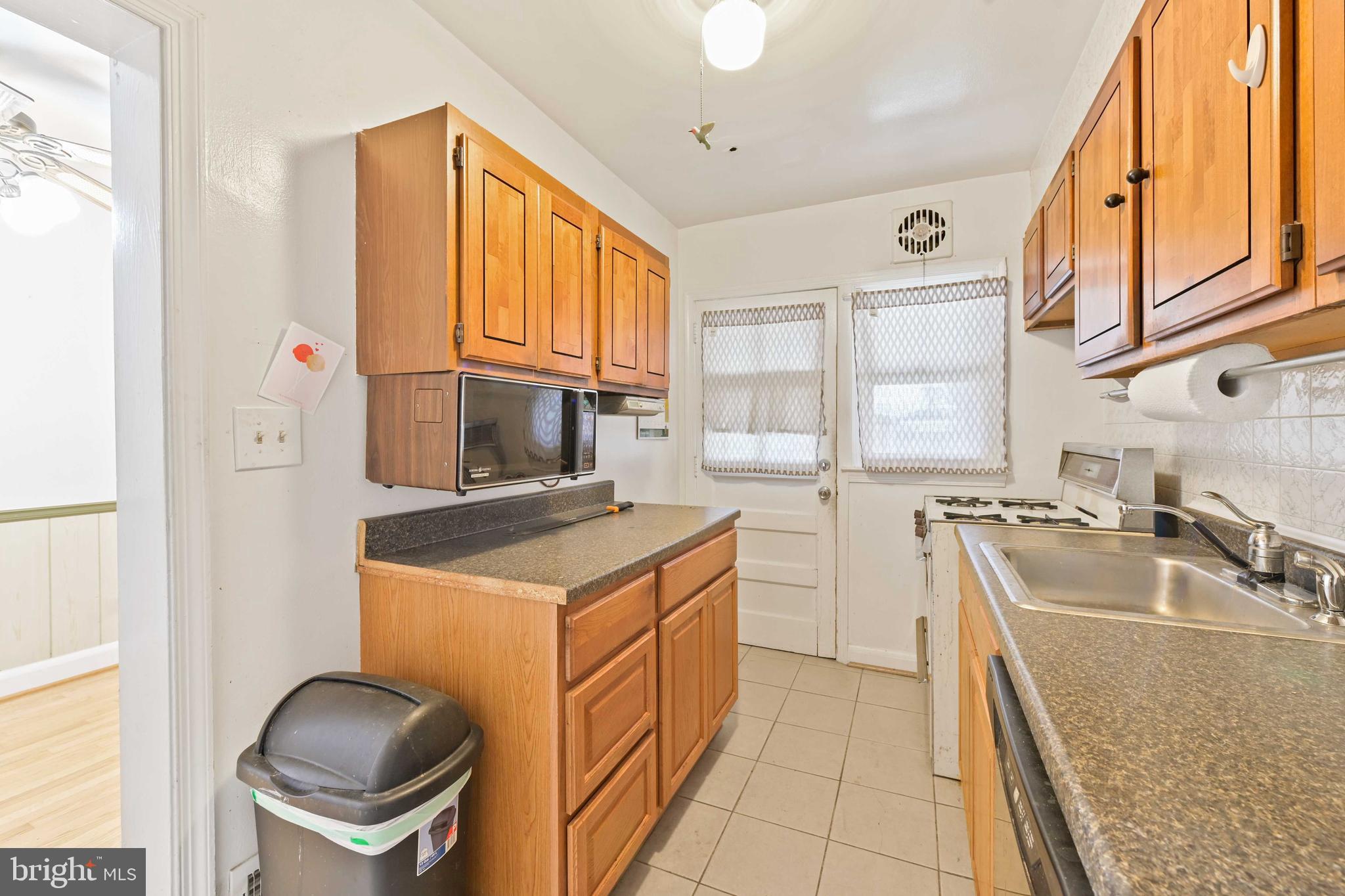 349 Grovethorn Road Middle River, MD 21220 - Photo 11 of 29