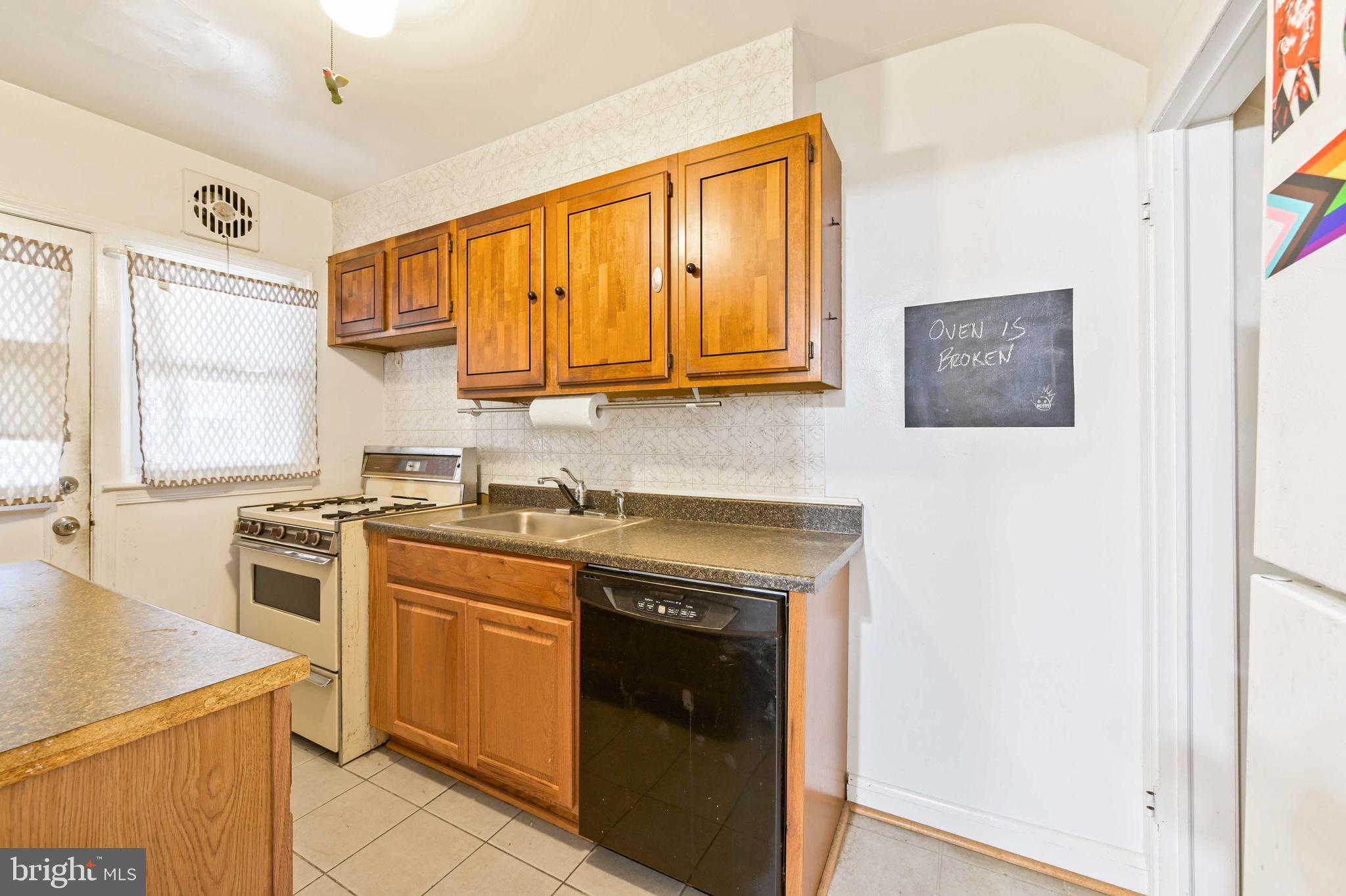 349 Grovethorn Road Middle River, MD 21220 - Photo 10 of 29