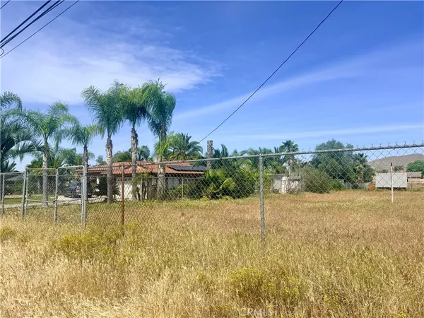 $450,000 | 1666 East Rider Street, Perris, CA 92571