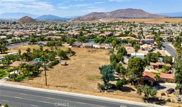 $450,000 | 1666 East Rider Street, Perris, CA 92571