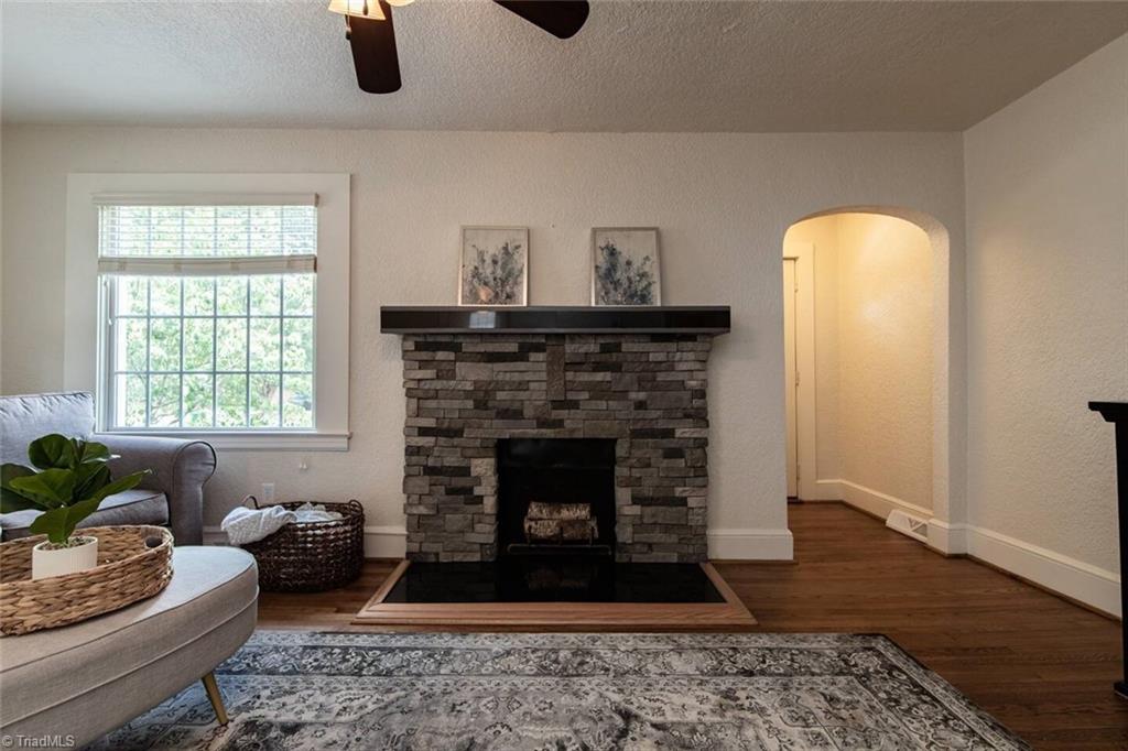 505 Gatewood Avenue High Point, NC 27262 - Photo 4 of 21