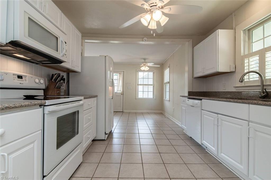 505 Gatewood Avenue High Point, NC 27262 - Photo 9 of 21