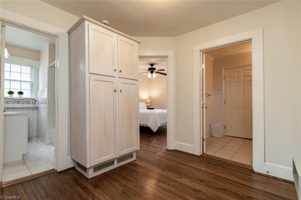 505 Gatewood Avenue High Point, NC 27262 - Photo 10 of 21
