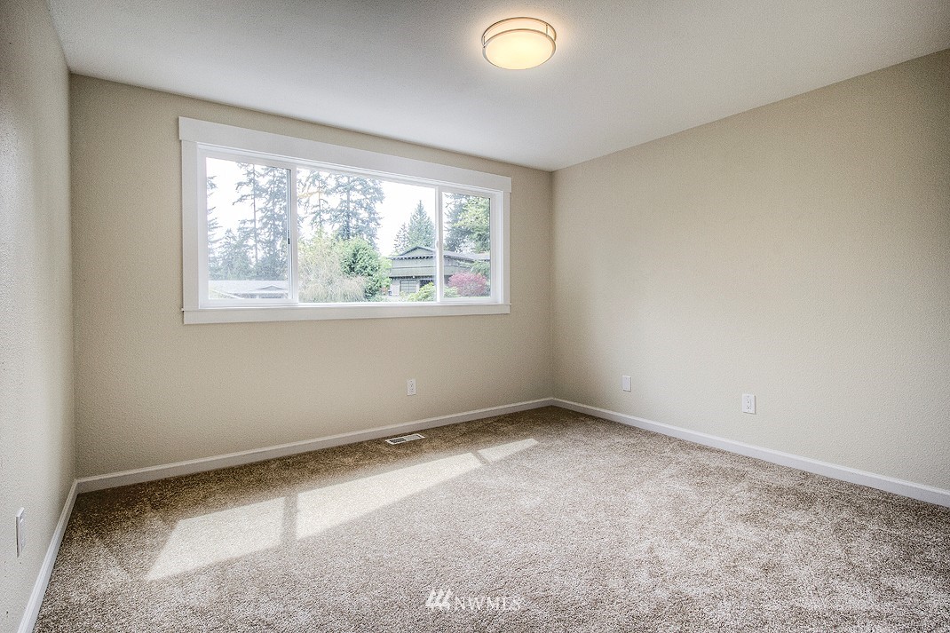 8821 204th Street Southwest Edmonds, WA 98026 - Photo 19 of 25