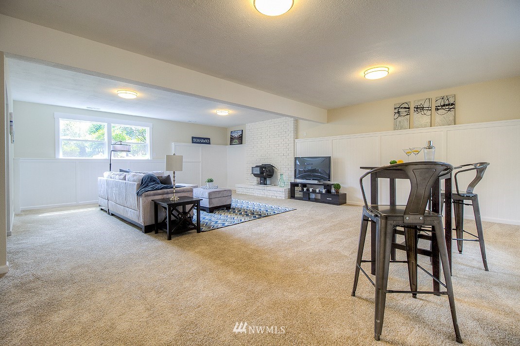 8821 204th Street Southwest Edmonds, WA 98026 - Photo 20 of 25