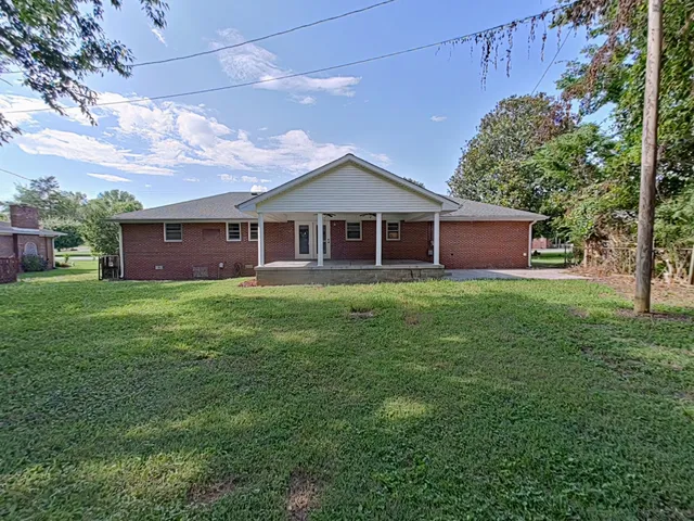 $269,500 | 1106 Bagley Drive, Fayetteville, TN 37334