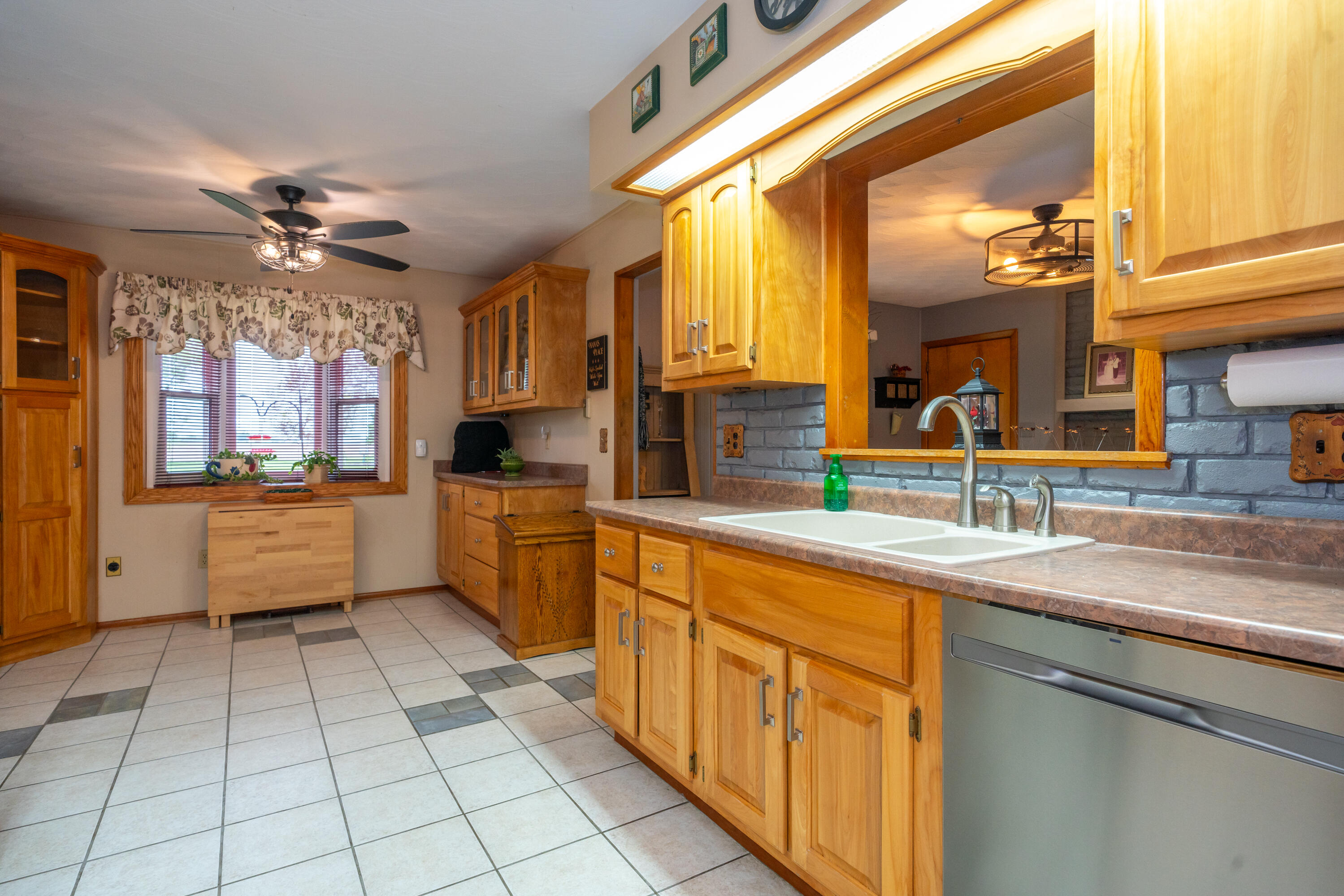 8883 West National Road Clayton, OH 45315 - Photo 9 of 89