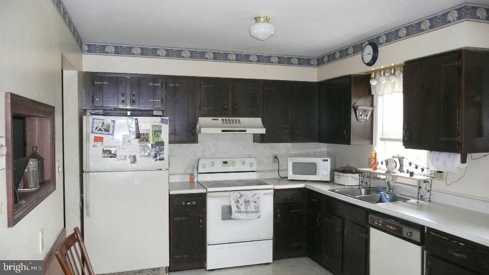 15 Bomberger Road Lititz, PA 17543 - Photo 10 of 19