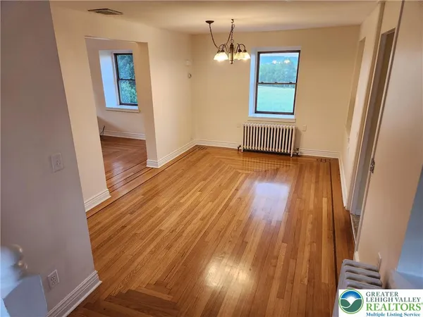 $1,900 | 5545 Highway 873, Schnecksville, PA 18078