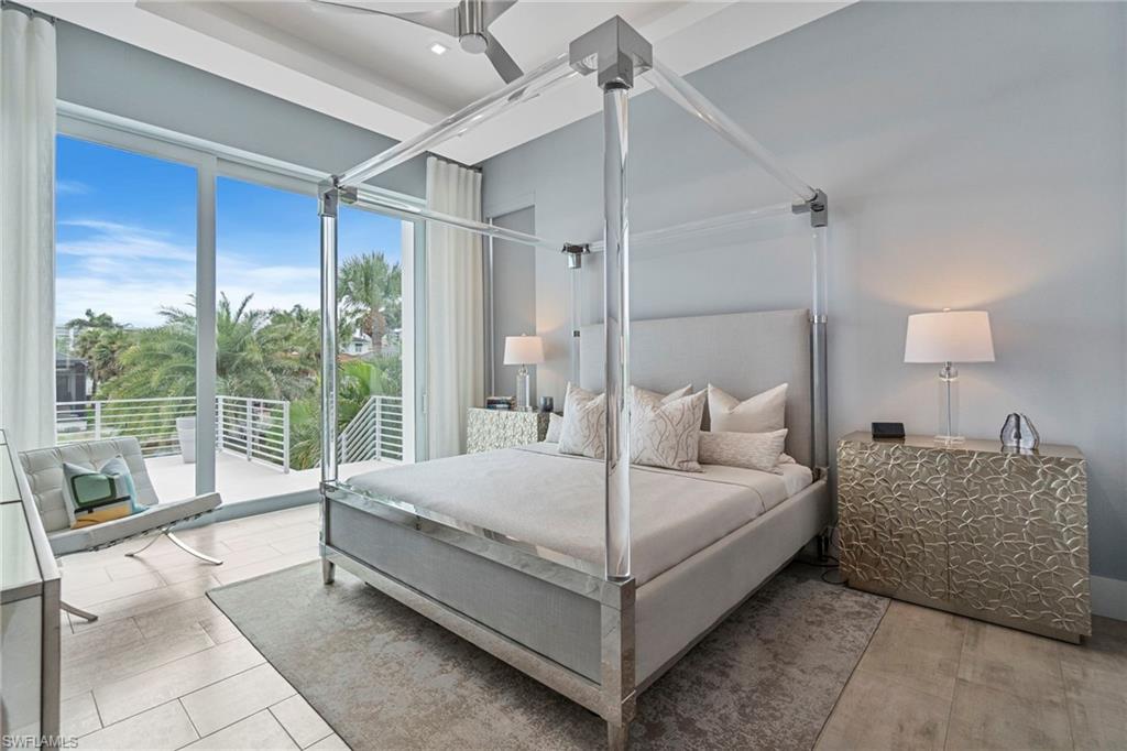 432 Bayside Avenue Naples, FL 34108 - Photo 16 of 50