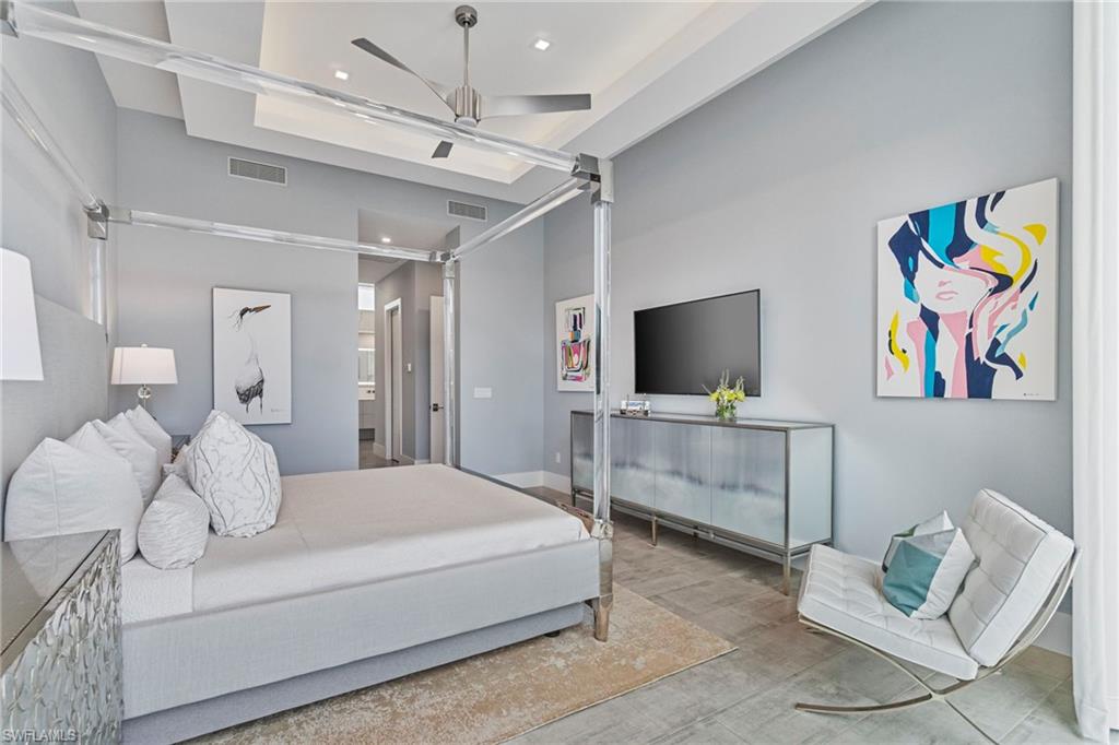 432 Bayside Avenue Naples, FL 34108 - Photo 17 of 50