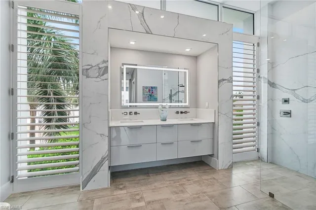 $6,399,000 | 432 Bayside Avenue, Naples, FL 34108
