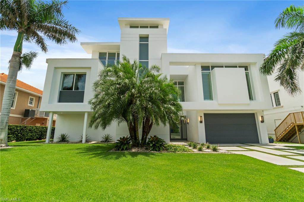 432 Bayside Avenue Naples, FL 34108 - Photo 2 of 50