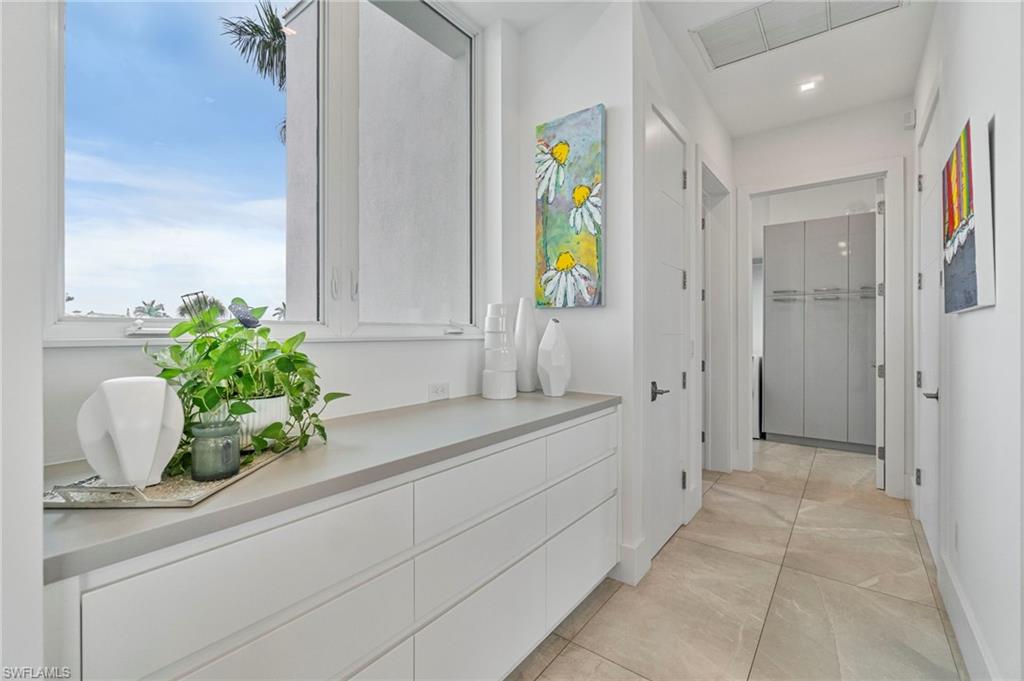 432 Bayside Avenue Naples, FL 34108 - Photo 24 of 50