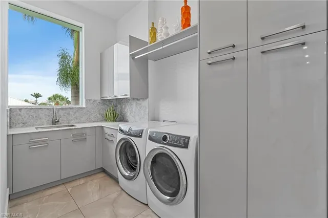 $6,399,000 | 432 Bayside Avenue, Naples, FL 34108