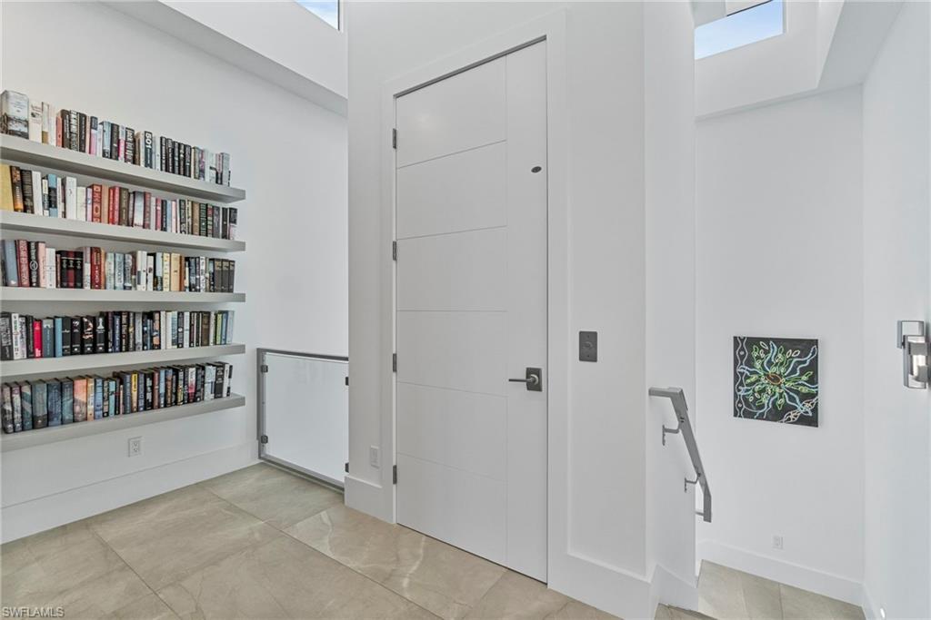 432 Bayside Avenue Naples, FL 34108 - Photo 27 of 50