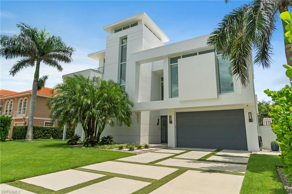 432 Bayside Avenue Naples, FL 34108 - Photo 3 of 50